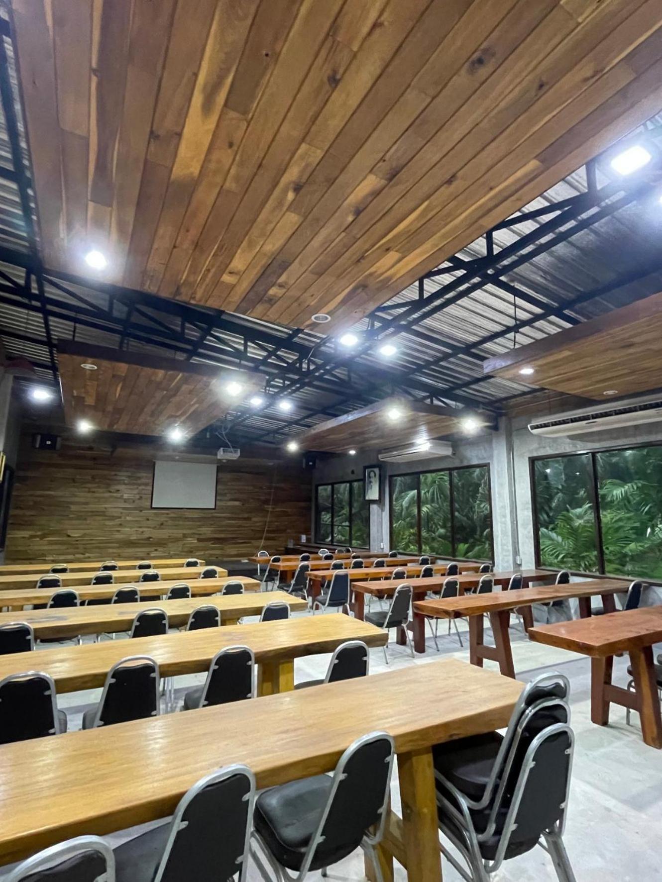 The Camper Lodge Khao Sok Ban Bang Bon Exterior photo