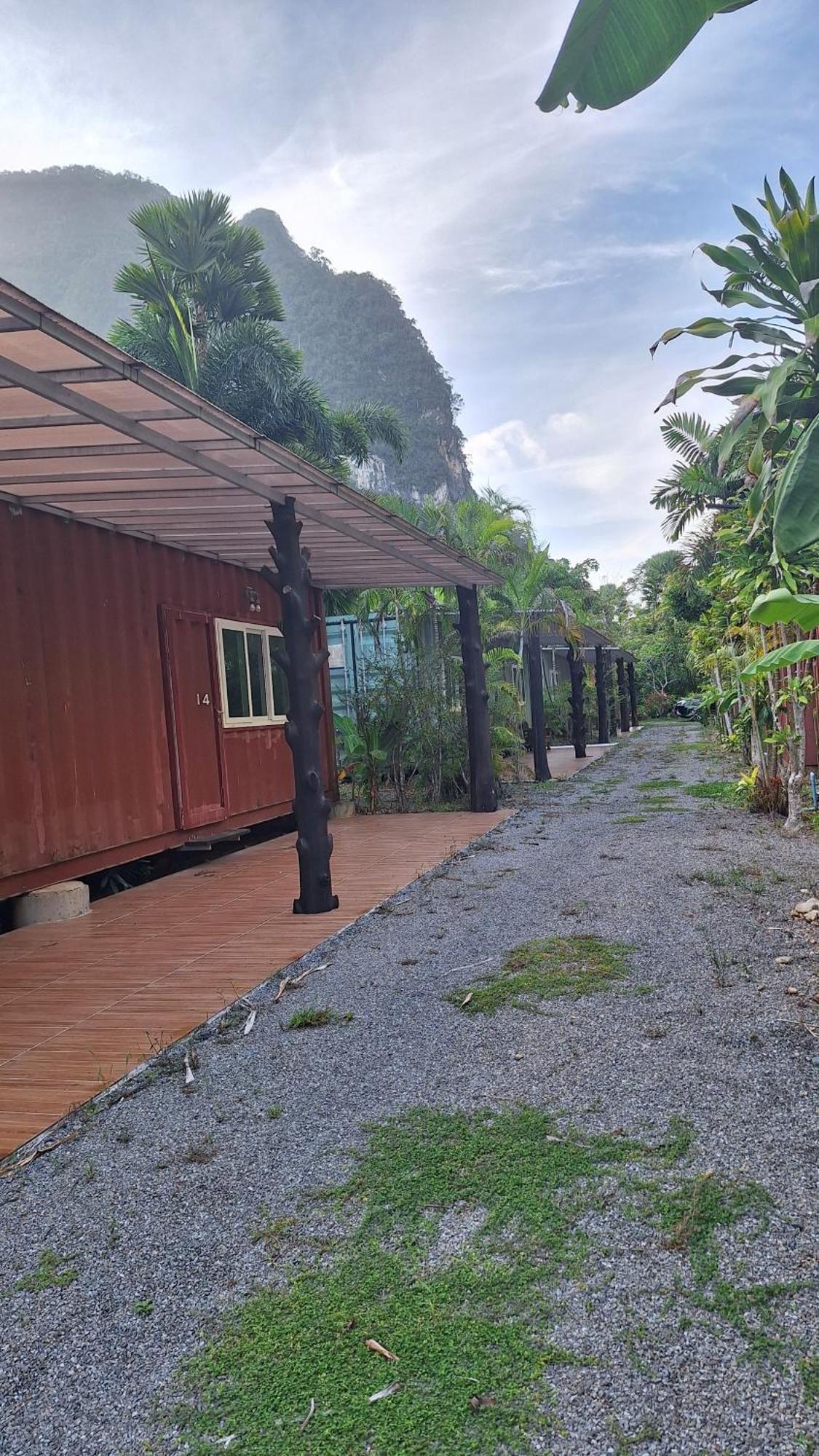 The Camper Lodge Khao Sok Ban Bang Bon Exterior photo